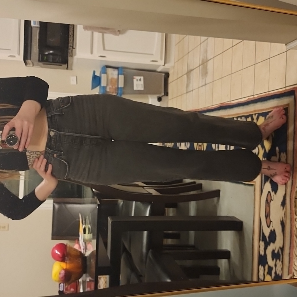 Levi’s Premium Ribcage Straight Ankle Jeans